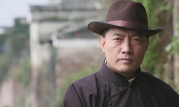 李梦男是一位备受尊敬和敬仰的演员