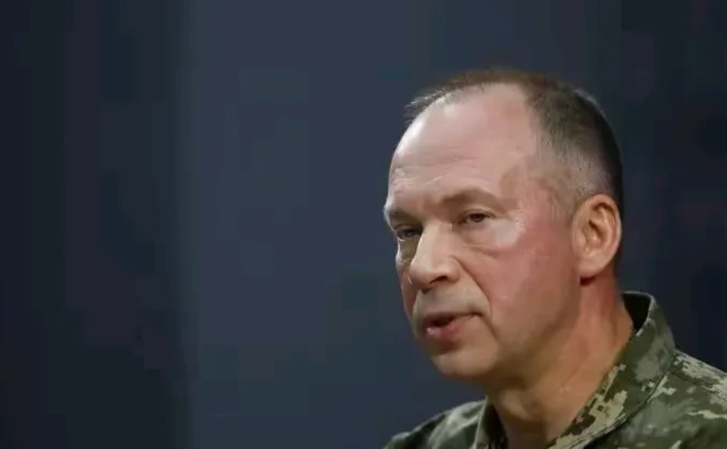 重大新闻！乌军总司令赞同投降！
乌克兰议会成员玛丽亚娜·别祖格拉娅公开透露，乌克