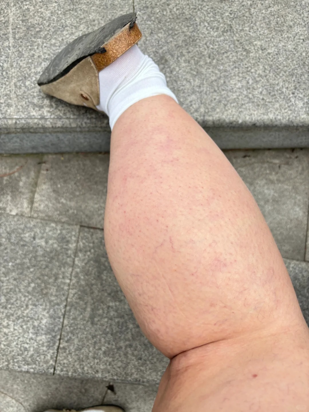 来自梨形身材的反差