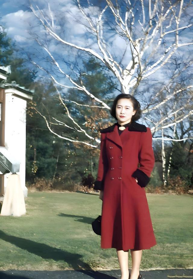 杜致礼之美，师生情缘，杨振宁挚爱，1949年留影惊艳
