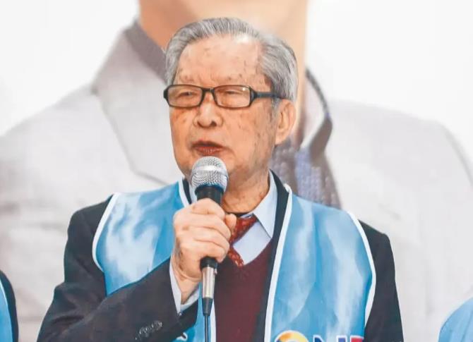国民党主席朱立伦的父亲朱樟兴深夜辞世，享嵩寿百岁！
朱樟兴（？-2025年1月8