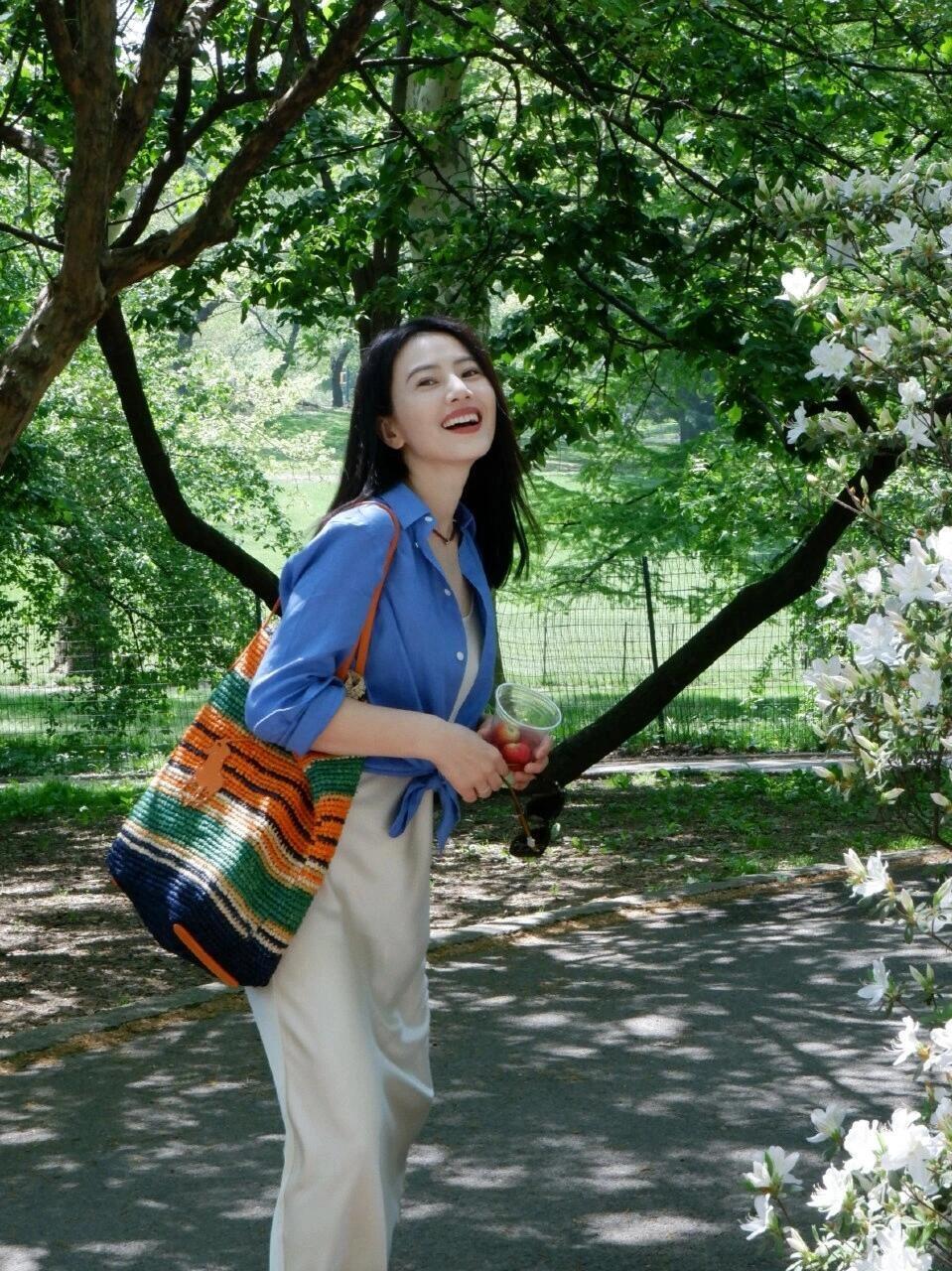 高圆圆状态依旧少女