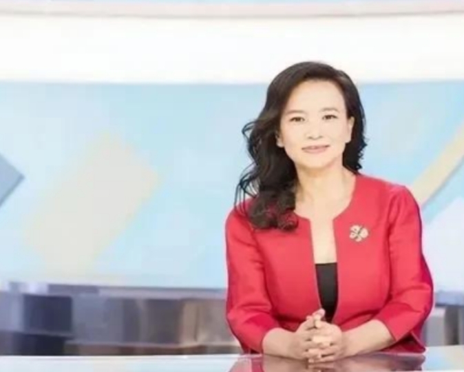 2020年的一天，央视著名主持人成蕾，像往常一样在访谈节目中闲聊，可就在这时，异