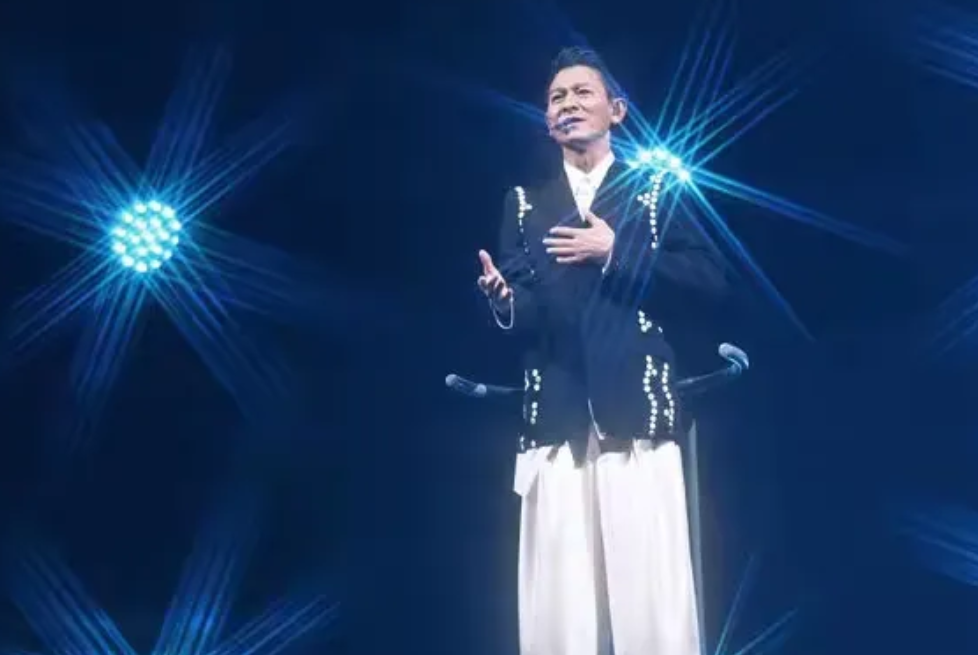 刘德华这个响当当的名字，再次被央视点赞啦！
1、这不仅是对一位艺人的认可，更是对