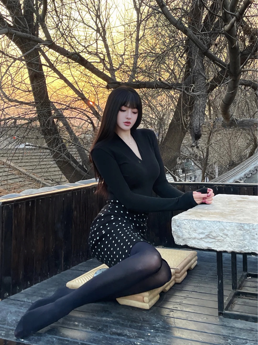 紫禁城的风水养人🐲
在北京上房揭瓦  胡同里的下午茶
黄昏的时候 感受一下京城