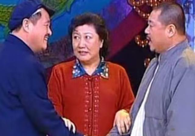 真相了!让赵本山离开央视春晚的不是宋丹丹更不是范伟,是她!(赵本山为什么退春晚)-第3张图片-九妖电影 真相了!让赵本山离开央视春晚的不是宋丹丹更不是范伟,是她!(赵本山为什么退春晚)-第3张图片-九妖电影