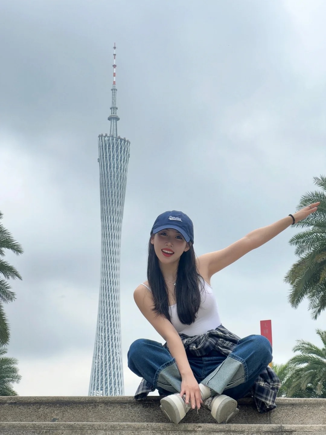 和广州塔的一些合照
广州现在不冷不热 刚刚好的天气 很喜欢现在的风 凉凉的又不是
