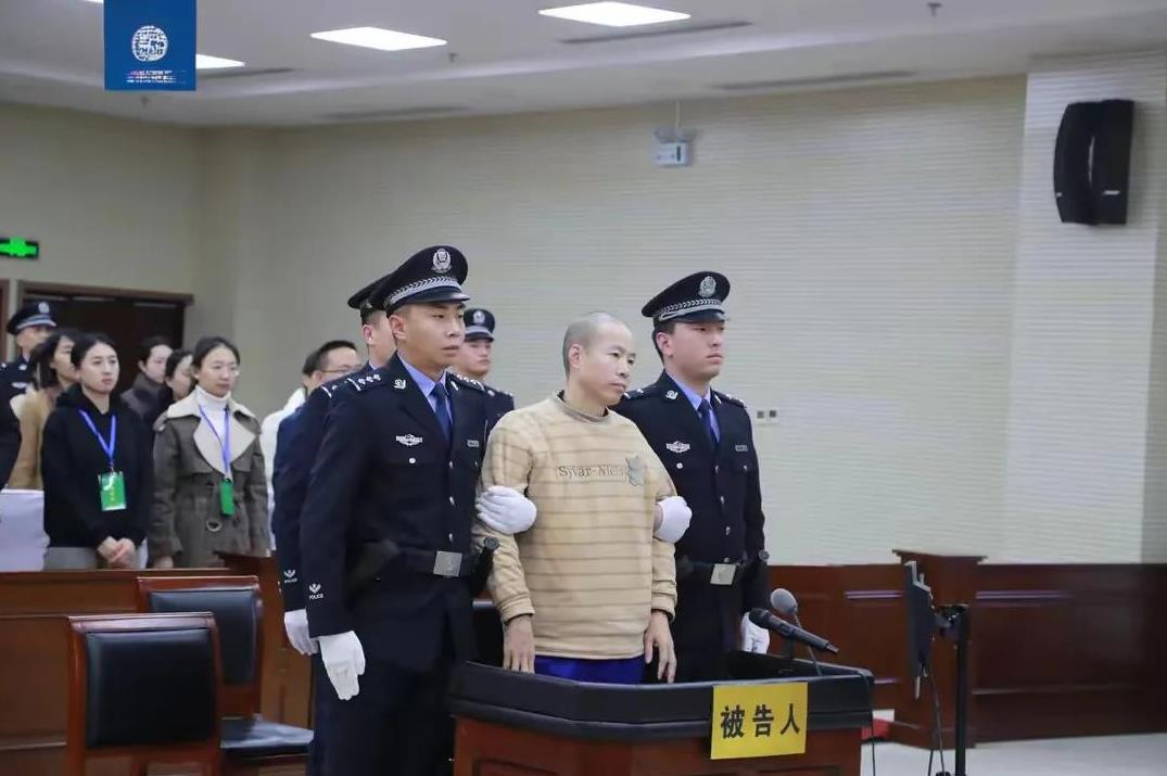 情有可原？事出有因？弱势群体？醒醒吧，党志军就是个无赖，郑重提醒广大网友，切莫再