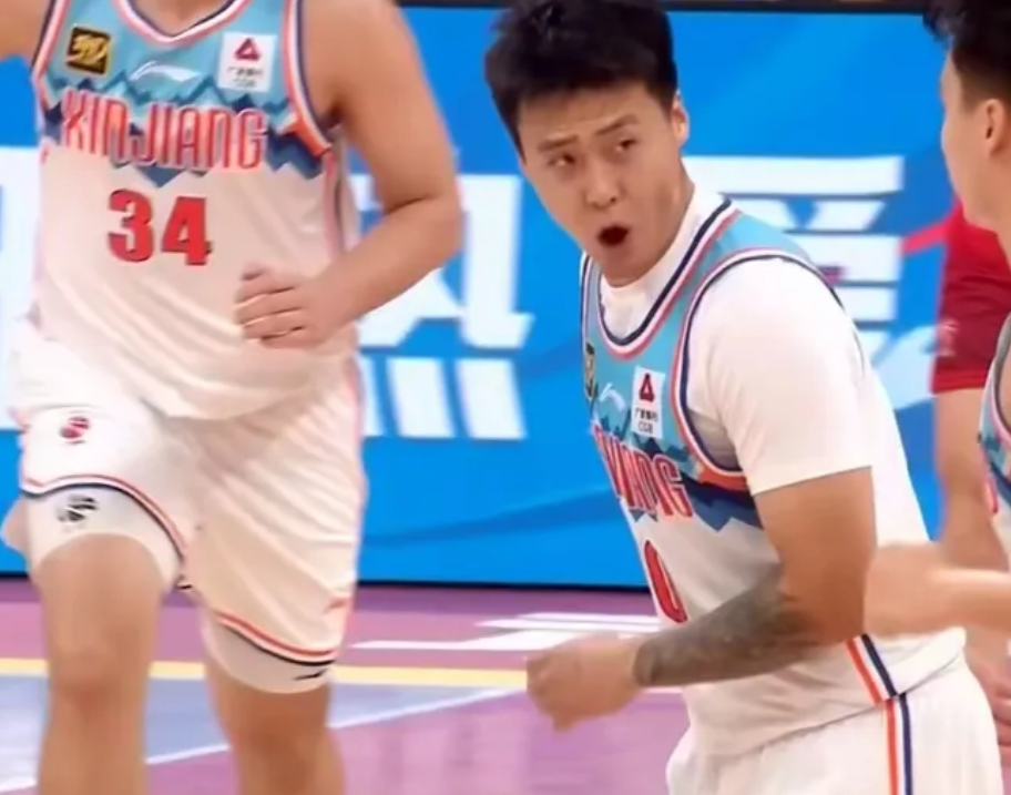 新疆男篮89-94惜败浙江广厦，我发现了5个输球点和大家分享:

    第一: