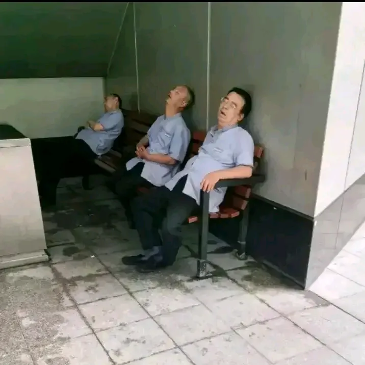 大家猜猜这是哪个单位的保安？