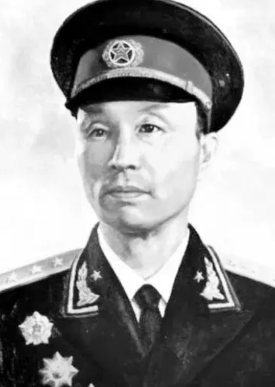 1974年彭德怀已经身患癌症晚期，他住院的地方被严密的监视和把守，有专门的士兵站