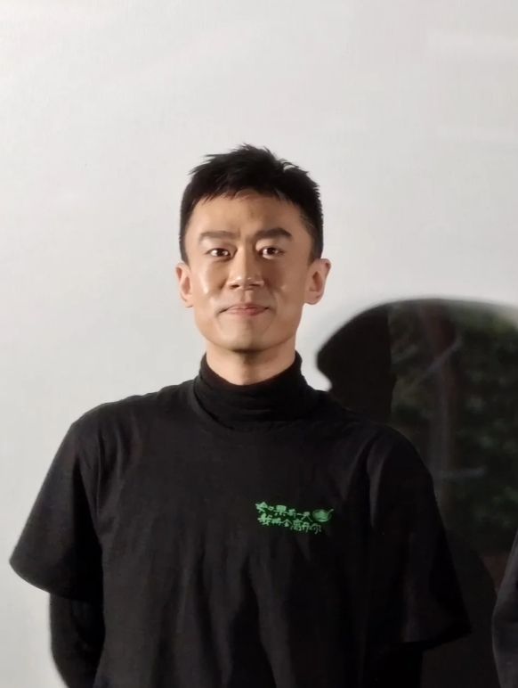 原来他就是李雪健的儿子！不靠父亲靠自己