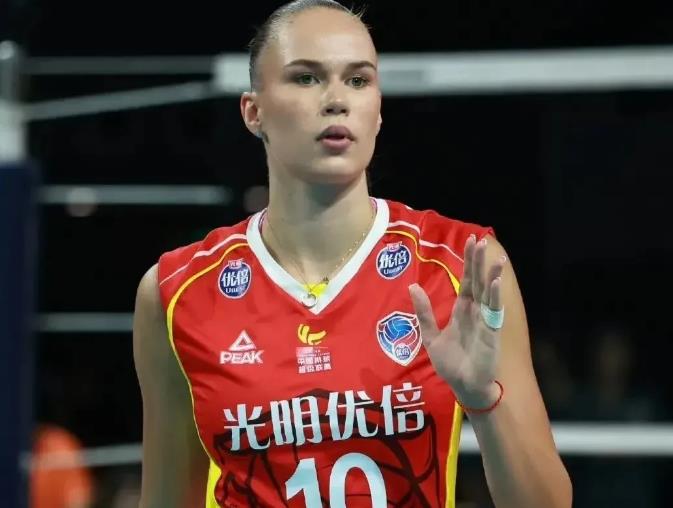 新赛季中国女排联赛！共引入13名外援，具体名单如下

1，小彩娃———俄罗斯🇷