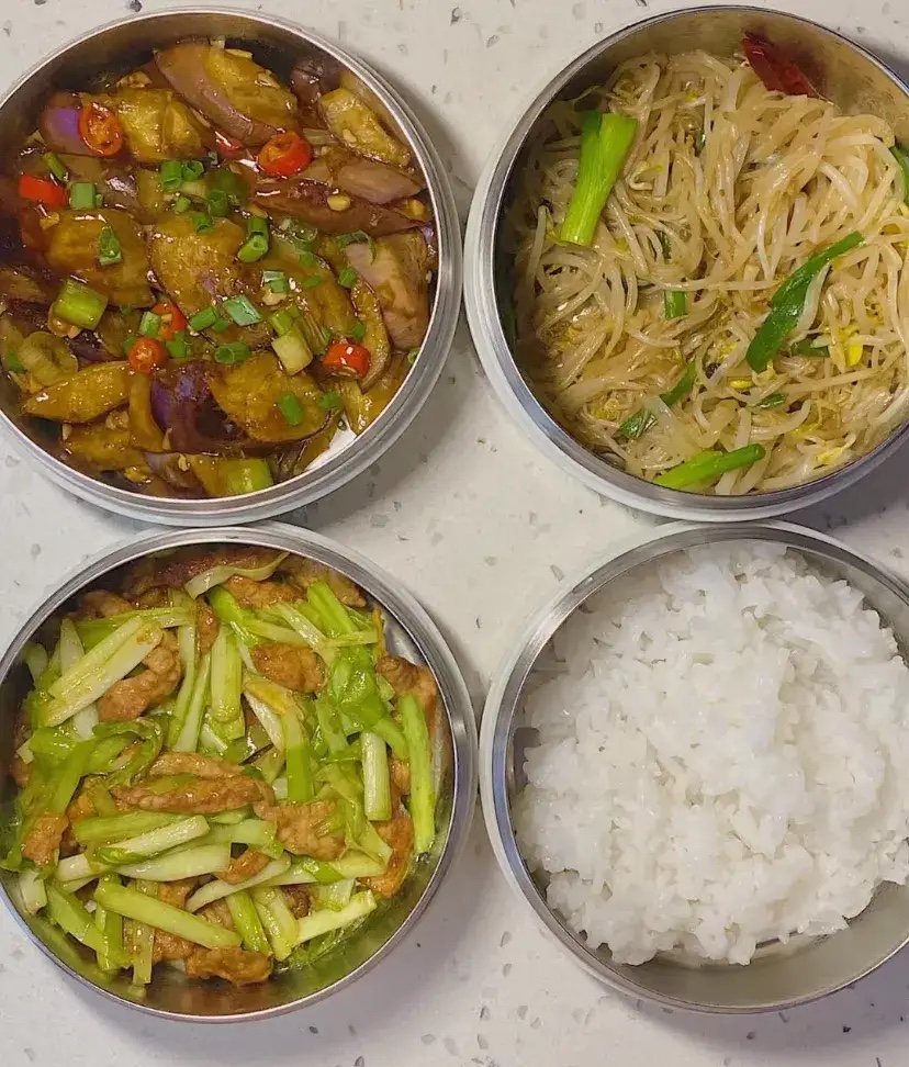 我婆婆给我送的便当，打开一看气死了，看着就不想吃，一点食欲也没有，我都不想吃一口