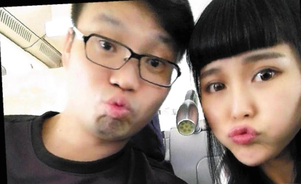 王迅抛弃发妻，娶小娇妻