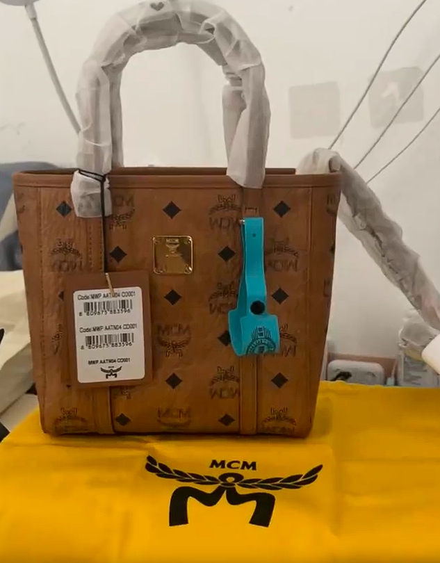 被之前的同事说虚荣