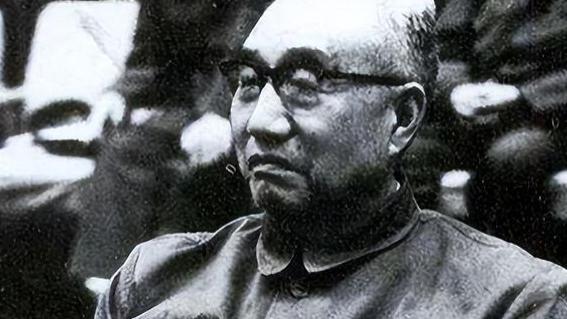 徐向前一向待人宽厚大度，却唯独对两个人无法释怀，这两人都是谁