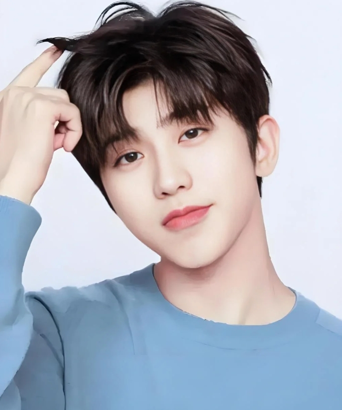 看蔡徐坤能否逆转星途