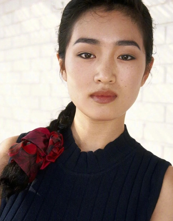 张艺谋：不明白巩俐为什么执着于婚姻