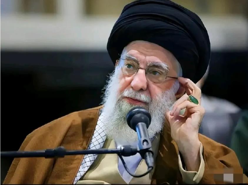 哈梅内伊不忍了，发表复仇宣言！

7月31日，伊朗最高领袖哈梅内伊发表声明，他表