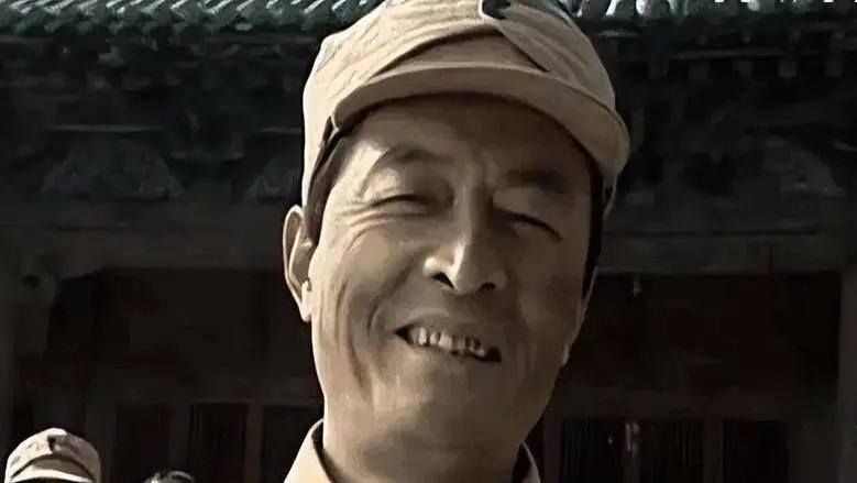 《亮剑》：马天生精神恍惚，田雨割腕自杀，田墨轩饿死农场