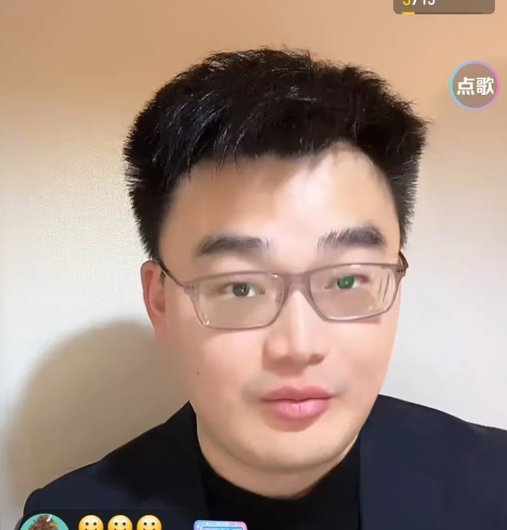 具俊晔的声明是与小S一家人商量之后发出的？

刚刚，胡律师直播时说:“具先生说，