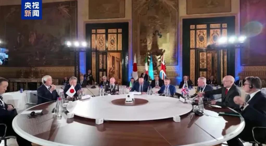 七国集团决定继续支持乌克兰
还支持加入欧盟和北约。
这算是泽连斯基听到的最大的好