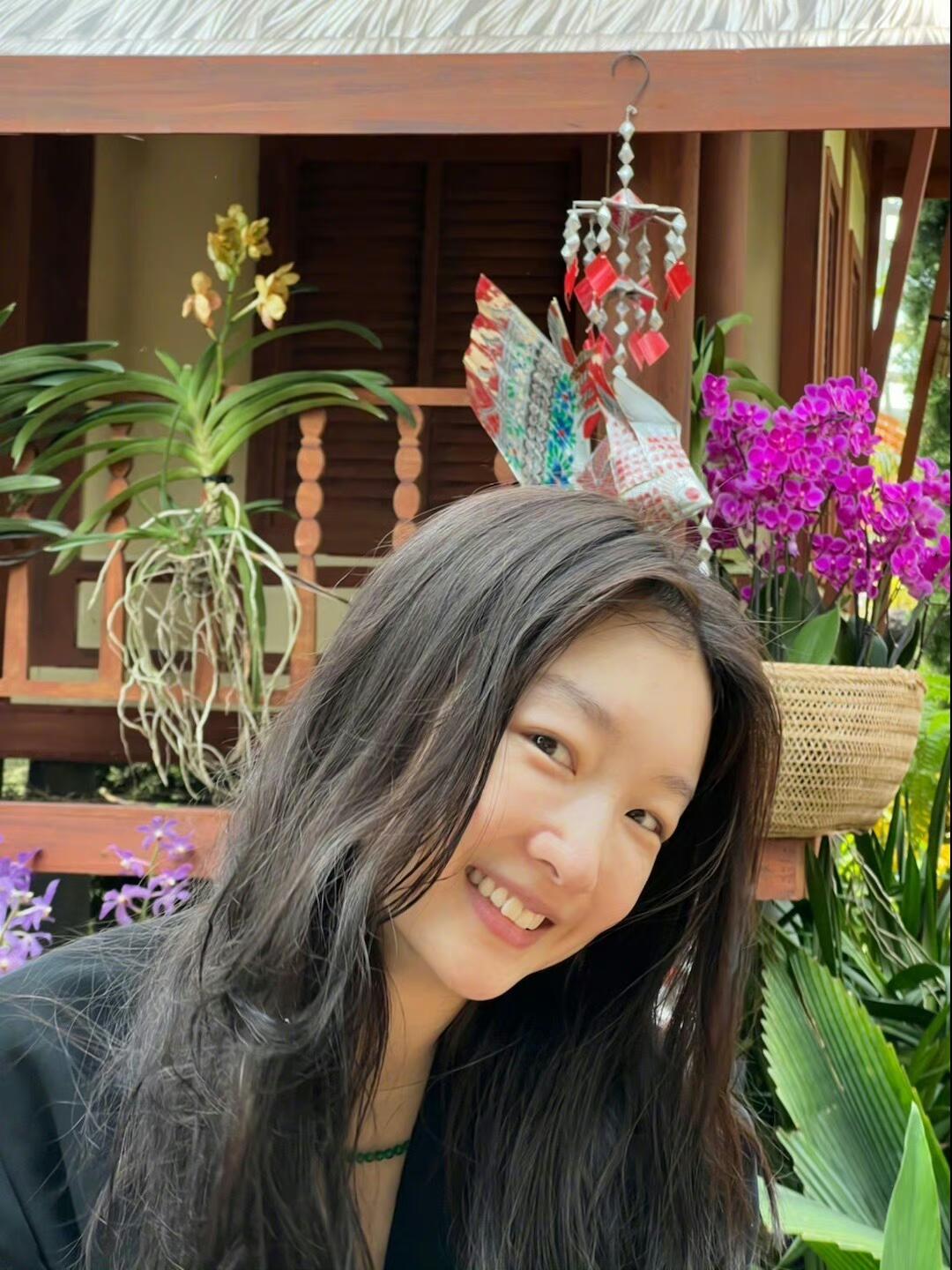 周冬雨清新自然