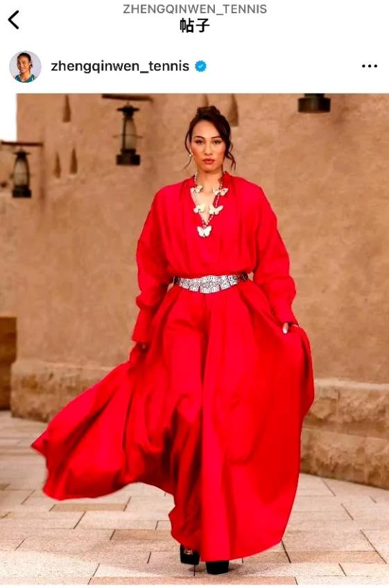 2024沙特WTA年终总决赛8个选手年龄明细：
1、高芙 20岁
2、郑钦文 2