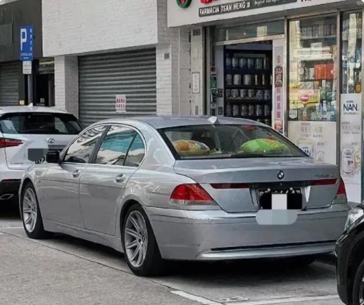 22年前的宝马7系，班戈的设计还是顶尖

提到汽车设计，班戈绝对是个天才。22年