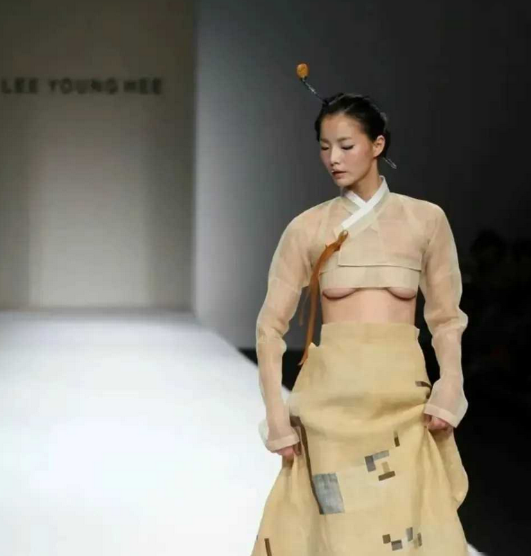 关于韩国传统服饰，有人好奇其是否借鉴了日本文化。