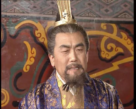 249年，曹爽在司马懿的手中遭遇了灭三族的命运。在被处死之前，曹爽愤怒地骂道：“