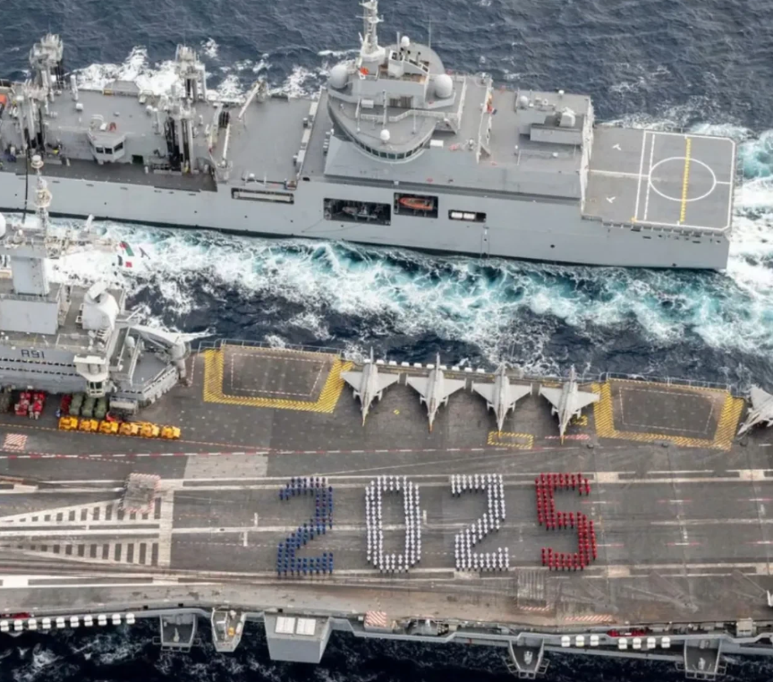 戴高乐号顺利通过红海抵达印度果阿港9号码头，很快跟印度海军演习，胡赛没打它，看来