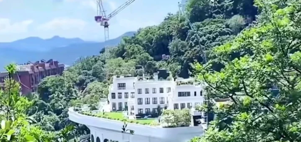 大S走后，具俊烨回韩国这一遭，彻底被韩媒扒了个底朝天。原来他在寸土寸金的首尔市中