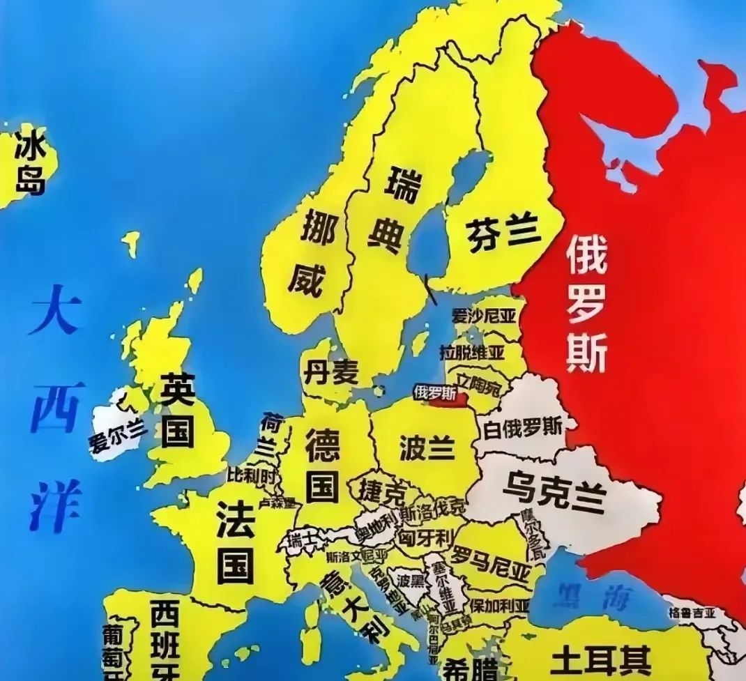 俄罗斯周边大多数都是北约国家，他们一个个都是害怕俄罗斯强大起来，威胁到他们的地位