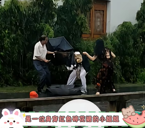 碎花裙小姐姐找到了！果然是个大美女！