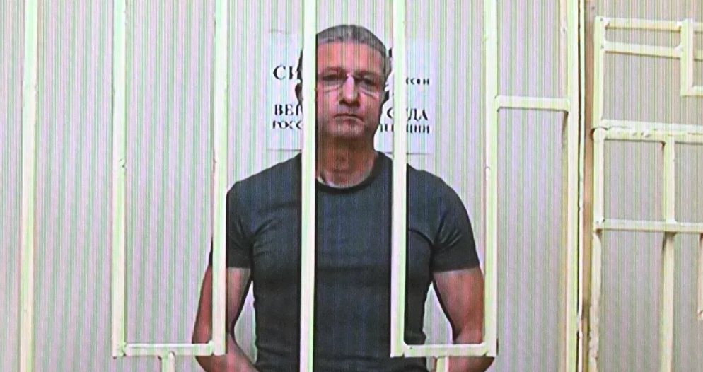 俄前副防长受贿案续！9月23日，俄新社报道，莫斯科巴斯曼法院冻结了前俄罗斯国防部