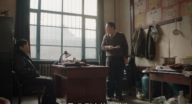 秦川来到小地方，把自己的身份做低了