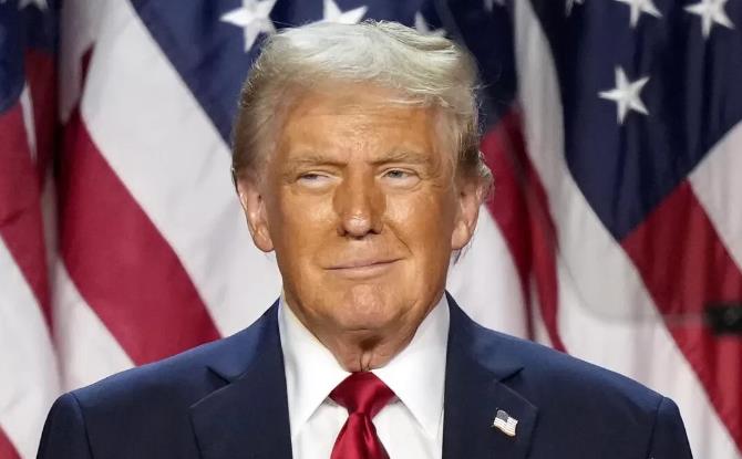 万万没想到啊！特朗普彻底坐不住了。针对传出金砖国家准备创建货币取代美元的计划，特