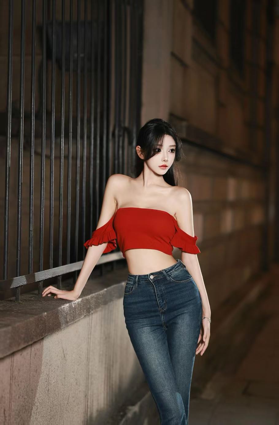 学姐的皮肤实在没话说哈哈哈哈