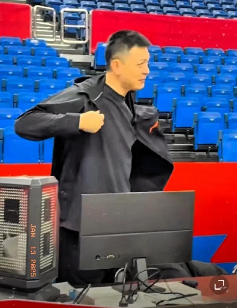 辽篮冲击四强的希望要毁在杨鸣手里！打青岛，就算是洛佩斯执教，也不可能在领先15分