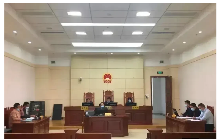 男子在部队服役，回家次数屈指可数，岂料，妻子竟耐不住寂寞，与他人发生了不正关系。
