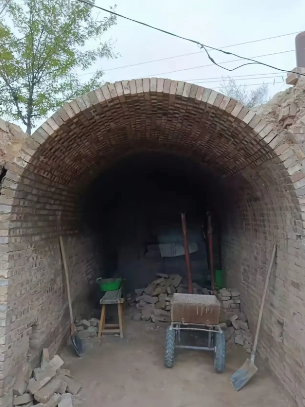 我爸给我盖的窑洞，过年回去我就能住啦