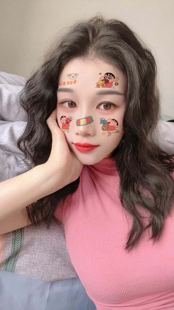 家妻
#人妻，有个漂亮的老婆是什么体验。