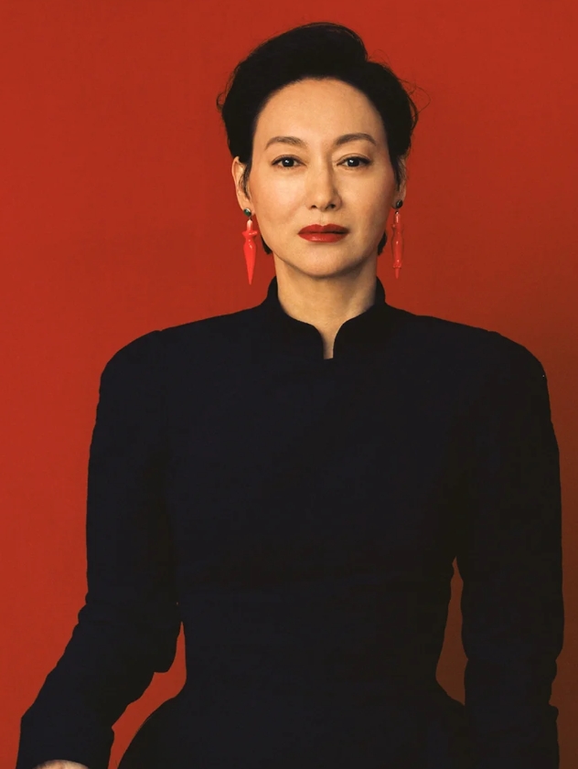 惠英红从乞丐到影后，到底经历了什么？