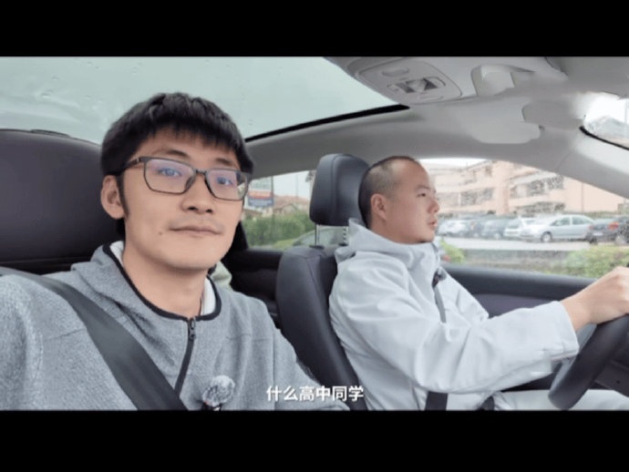 影视飓风Tim离婚，怪不得前一阵Tim视频里还去意大利看了前女友，不过你们不能再