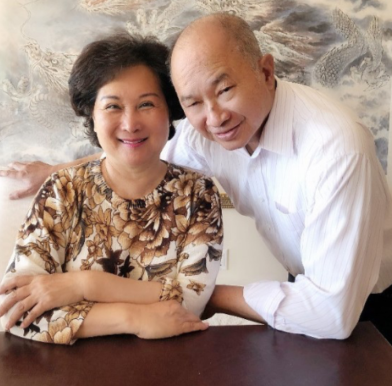 2012年，著名导演吴宇森确诊淋巴癌中期，变卖了北京的房产去美国治病；2020年