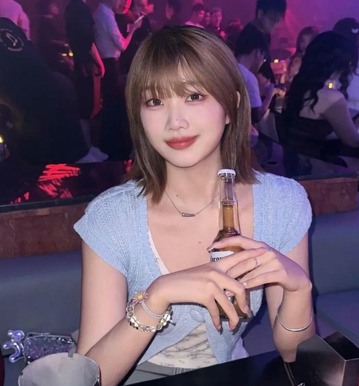 “玩大了！”上海一男子前往酒吧寻欢作乐，结识了一陌生女子，醉酒状态下两人玩起了互