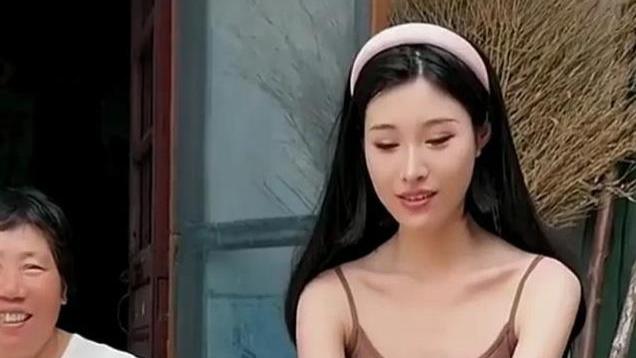 25岁小伙来相亲，相中28岁的美女模特，美女说：不需要彩礼！