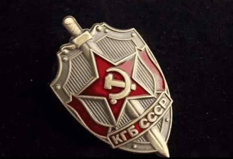 俄罗斯是该醒醒了：

从目前形势看，不是乌克兰要停战，而是俄罗斯应该主动提出停战